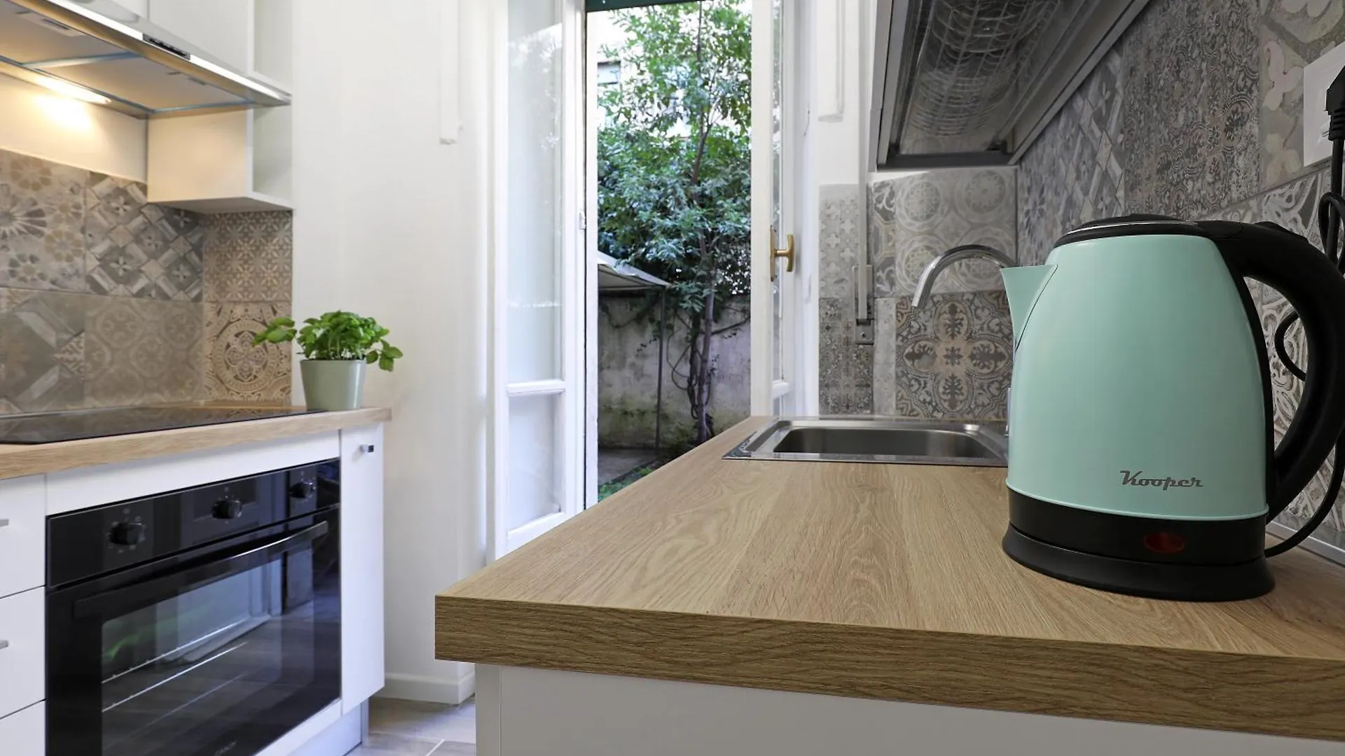 Bologna Garden House Apartment Rome Italy